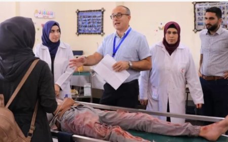 Gazze'ye gitmeyi bekleyen doktorlar: 'Görev duygusu, korkunun önüne geçiyor'