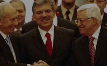 11. Cumhurbaşkanı Abdullah Gül sonunda dünyaya ders vermek üzere kalemi eline aldı