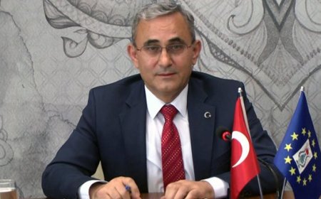 Prof. Dr. Alim IŞIK Kütahya Belediye Başkanı