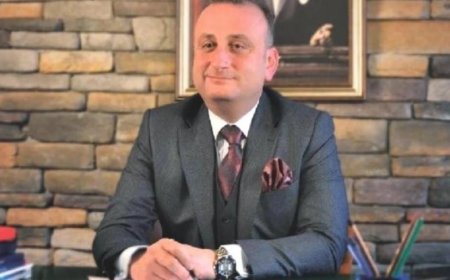 Barış Ayhan Sinop Belediye Başkanı