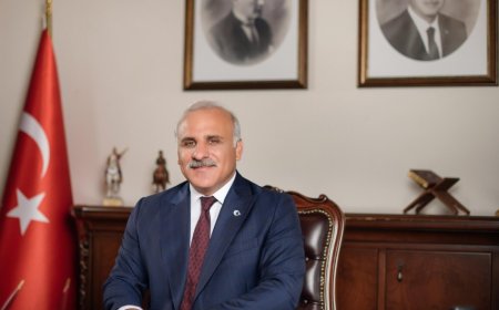 Murat Zorluoğlu Trabzon Büyükşehir Belediye Başkanı