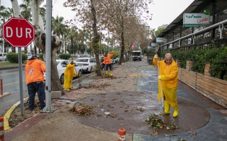 BÜYÜKŞEHİR’İN ANINDA MÜDAHALESİ İLE YAĞIŞLARDA OLUMSUZLUK YAŞANMADI
