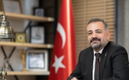 CHP İzmir İl Başkanı Şenol Aslanoğlu : "Seçimi açık ara kazanacağız"