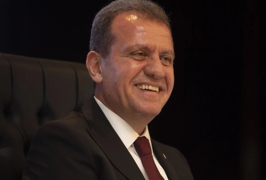 Vahap Seçer - Mersin Büyükşehir Belediye Başkanı