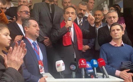 Olgun Atila, İzmir Büyükşehir Belediye Başkanlığı İçin CHP'den Aday Adayı