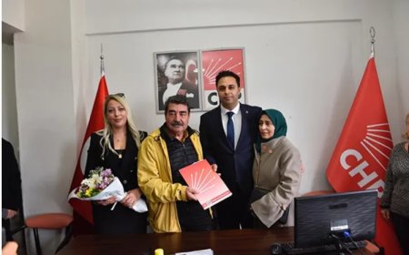 CHP'li Baran Gezmiş Yıldırım, Foça Belediye Başkanlığı İçin Aday Adaylığını Duyurdu