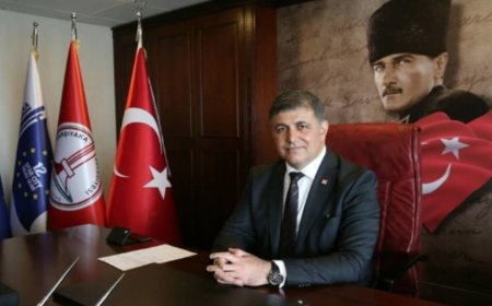 Başkan Tugay, İzmir Büyükşehir Belediye Başkanlığı İçin Aday Adayı Oldu