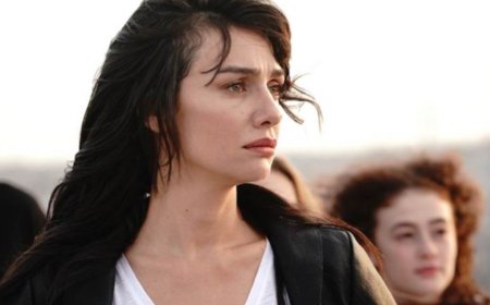 Birce Akalay'dan 'Bir Derdim Var' için veda mesajı: 'Keşke daha uzun soluklu olabilseydi!'
