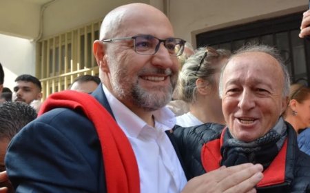 Buğra Gökce, İzmir Büyükşehir Belediye Başkanlığı için adaylık başvurusu yaptı