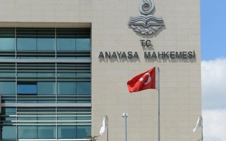 Anayasa Mahkemesi’nden çok kritik karar: "Örgüt adına suç işleyip üyesi gibi ceza alma" kuralına iptal!