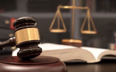 Yasa-Kanun ve Hakkaniyet-Hukuk Arasındaki Fark Üzerine Düşünceler