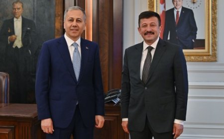 AK Parti'nin Büyükşehir Belediye Başkan Adayları Belli Oluyor: İşte İsimler