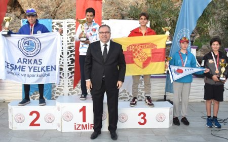 "Foça, İzmir İl Birinciliği Yelken Yarışlarına Ev Sahipliği Yaptı"