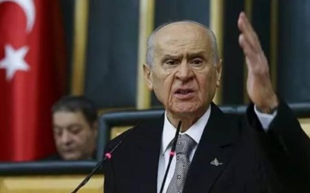 Bahçeli'nin hedefinde yine AYM var: Bay Zühtü senin kumandan kimin elindedir?