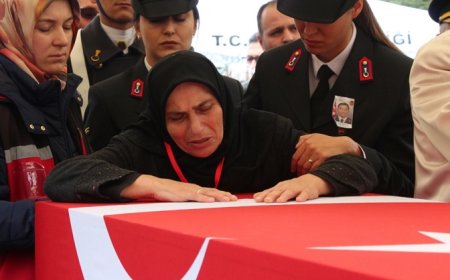 Şehit cenazeleri siyasallaştırıldı.