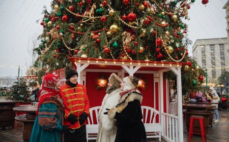Moskova Sokaklarında Yılbaşı Sezonunda Peri Masalı Yaşanıyor
