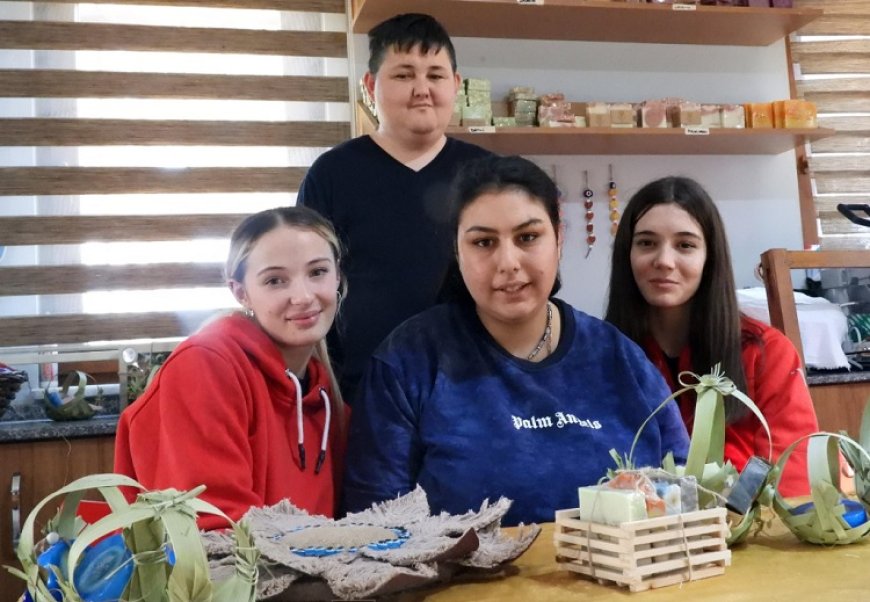 Kepezspor Sporcuları, Dünya Engelliler Günü'nde Dayanışma Ziyareti Gerçekleştirdi