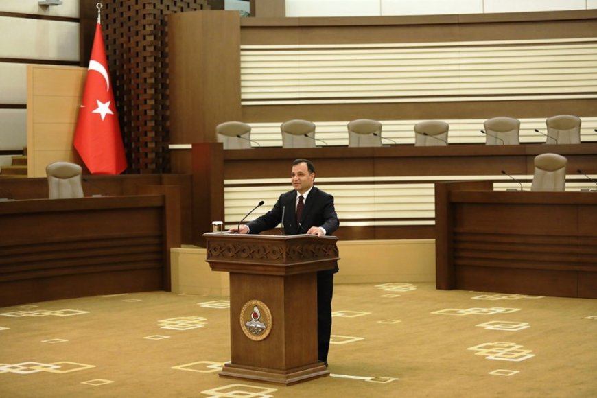 AYM Başkanı Arslan'dan yargıya uyarı: Uzaktan kumandalı yargıç olmaz