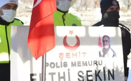 Şehit polis memuru Fethi Sekin mezarı başında anıldı