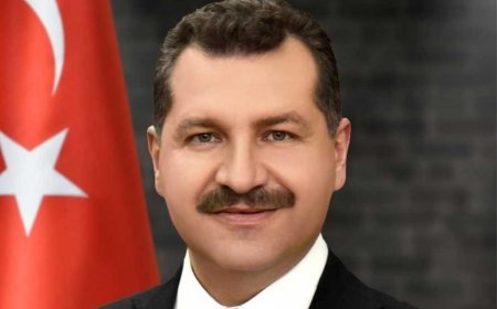 Balıkesir  Ak Parti Belediye Başkan adayı Yücel Yılmaz kimdir?