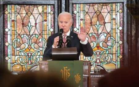Biden'ın konuşması 'Filistin'de ateşkes' çağrılarıyla bölündü