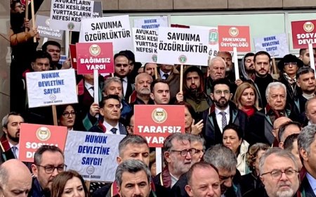Barolar Çağlayan Adliyesi’nde eylem yaptı
