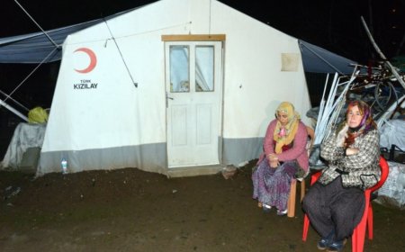 Dünyanın tüm ısıtıcılarını yığsanız yüreğimiz ısınmaz artık!