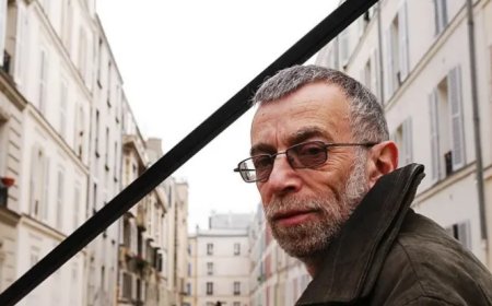 Rus şair ve Putin muhalifi Lev Rubinstein bir aracın kendisine çarpması sonucu hayatını kaybetti