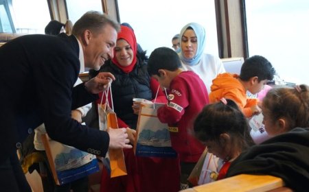 Şehir Hatları 100 Çocuğu Denizle Buluşturdu
