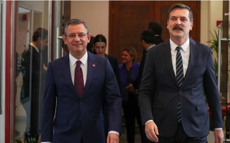 Özgür Özel ve Erkan Baş bir araya geldi