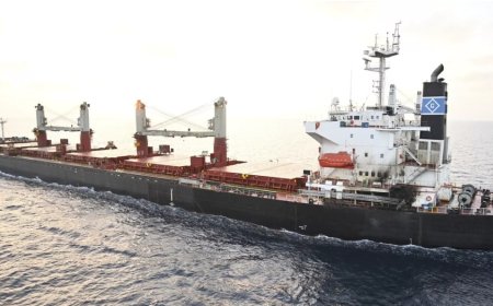 ABD ve İngiltere Yemen’in petrol ihraç ettiği Ras İsa Limanı’nı vurdu