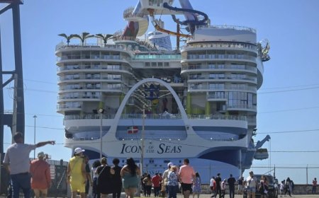 Çevrecilerin karşı çıktığı dünyanın en büyük yolcu gemisi denize açılıyor