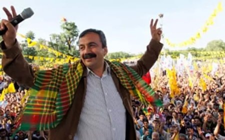 Kritik iddia: DEM Parti İzmir Büyükşehir için aday çıkaracak