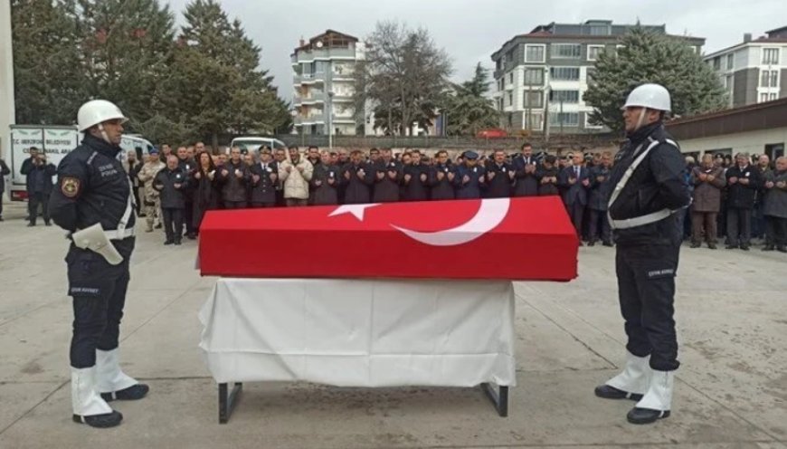 TEM’deki kazada şehit olan 13 yıllık polis son yolculuğuna uğurlandı