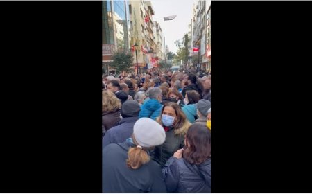 CHP’nin Karşıyaka Adayı İşçimenler, İl Başkanlığı Önünde Protesto Edildi