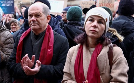 Türkiye kökenli siyasetçilerden aşırı sağ uyarısı