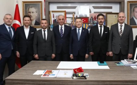 Ankara'da Gelecek Partisi ve DEVA Partisi'nden 3 yönetici AK Parti'ye geçti