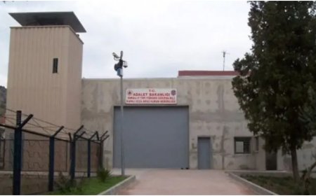 Erdoğan’ın eski danışmanı Özgenç dikkat çekti: Öcalan serbest bırakılabilir mi?