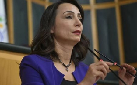 Tülay Hatimoğulları'ndan İzmir açıklaması: Görüşmeler sürüyor