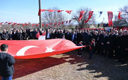 Sivas'ta Ermenilerce şehit edilen 71 asker anıldı
