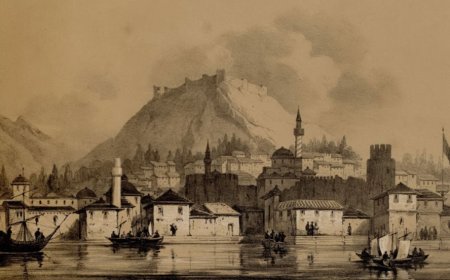 İzmir'in Kaleleri, İzmir'deki Kaleler!