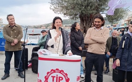 TİP Foça Belediye Başkan Adayı Ercan: Muhalefet iktidarın gitmemesi için adeta işbirliği yapıyor