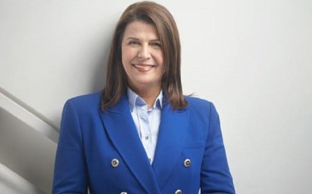 CHP Foça Belediye Başkan Adayı Saniye Bora FIÇI basın mensupları ile bir araya gelip istişarede bulundu.