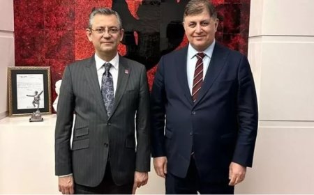 İzmir’i yönetemeyen Türkiye’yi yönetebilir mi?