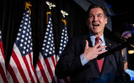Demokratlar New York’ta kazandı: Cumhuriyetçi Santos’tan boşalan koltuğa Tom Suozzi seçildi