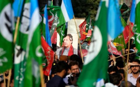 Halk orduyu dinlemedi; liderleri hapiste, partileri kapatılmış bir kadroyu sandıktan güçlü çıkardı…