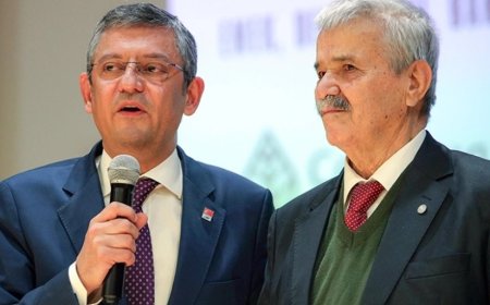 Dikili'nin Efsane Belediye Başkanı Osman Özgüven CHP'den İstifa Etti