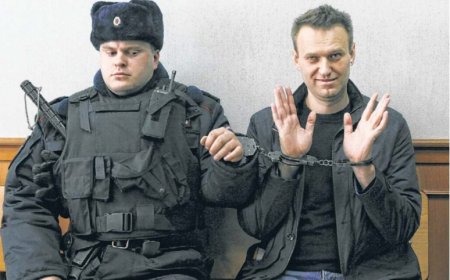 Muhalifini zehirleten, ölsün diye en kötü cezaevine gönderen ve sonunda ölmesini sağlayan bir rejim…