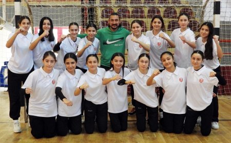 Kepez hentbola kupa yetmiyor