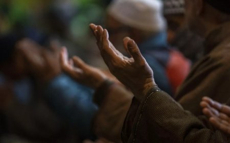 İtalya: Aşırı sağcı belediye başkanının ibadeti yasaklamasına Müslümanlar tepkili